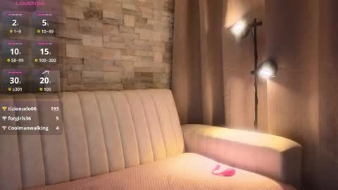 Hecate  online show from 10-22-25, 10:42