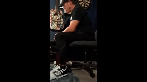 Snapshot of hecatoncheires187420 chatting on 12-19-25, 10:39 hecatoncheires187420 online show from 12-19-25, 10:39