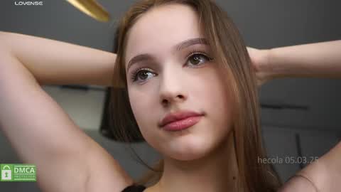 Snapshot of hecola chatting on 03-05-25, 02:23 Nika next stream 200pm GMT online show from 03-05-25, 02:23
