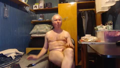hedonista67 online show from 02-10-25, 06:13