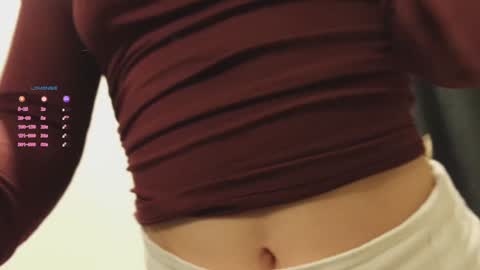 Snapshot of hee_jeen chatting on 11-24-25, 04:07 Jeen online show from 11-24-25, 04:07