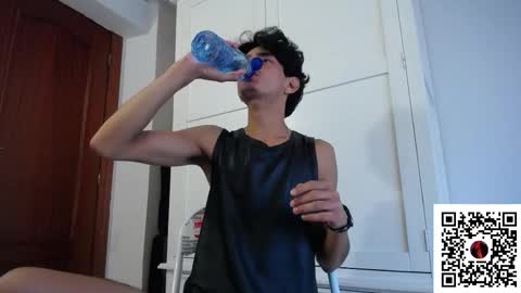 hefestion_ online show from 10-23-25, 04:17