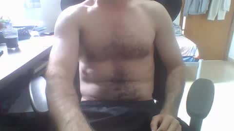 heitorcp1 online show from 11-01-25, 06:21