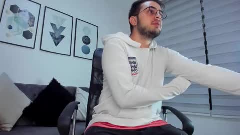 helen online show from 03-25-26, 12:22