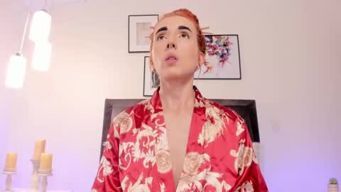 Helen  online show from 01-11-25, 01:43