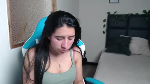 Helen online show from 11-22-25, 07:35