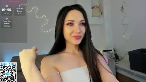 helen_spark online show from 11-19-25, 02:00