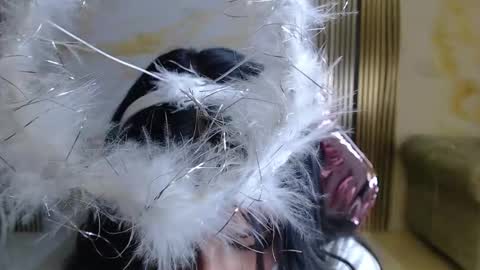 helena1_s online show from 10-04-25, 08:07