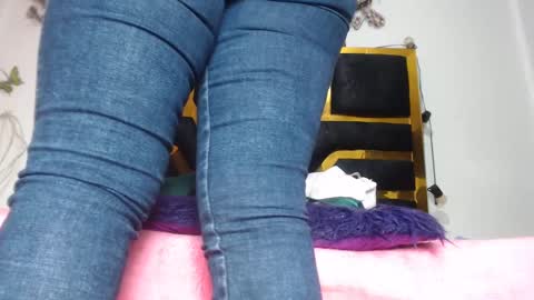 Snapshot of helenahotwet chatting on 09-22-25, 07:05 helenahotwet online show from 09-22-25, 07:05