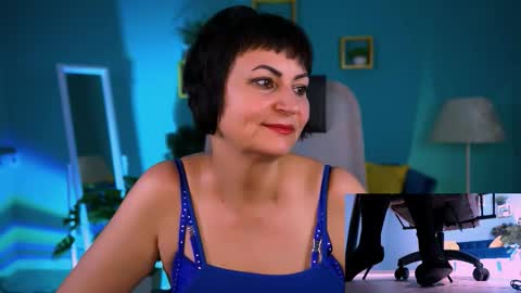 helenbeler online show from 12-23-25, 05:38