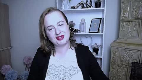 Helen online show from 10-11-25, 06:56