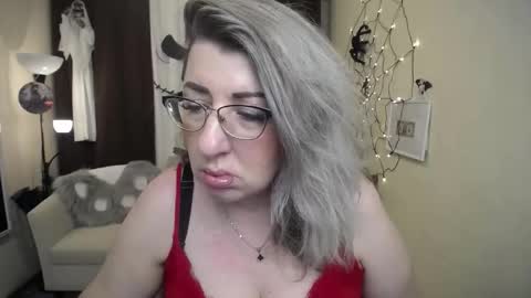 Snapshot of helenenigma chatting on 10-29-25, 07:26 helenenigma online show from 10-29-25, 07:26