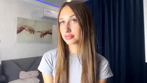 Chloe online show from 09-25-25, 09:24