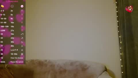 Snapshot of helenxlove chatting on 12-16-24, 01:42 HelenXLove online show from 12-16-24, 01:42