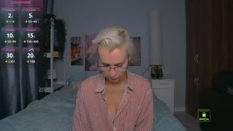 Helga online show from 12-12-24, 04:32