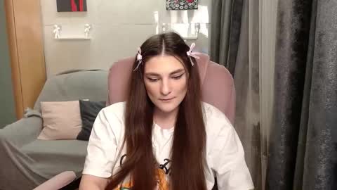 Snapshot of helgamun chatting on 11-22-25, 11:42 helgamun online show from 11-22-25, 11:42