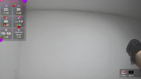 Helia Transfem and Amy online show from 01-06-25, 12:02