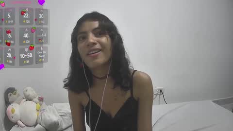 Helia Transfem and Amy online show from 01-09-25, 11:36