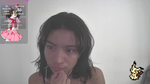 Helia Transfem and Amy online show from 02-08-25, 04:47