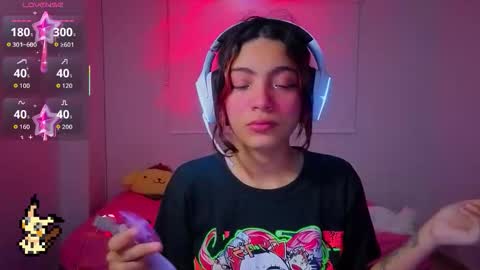 Helia Transfem and Amy online show from 12-19-25, 11:23