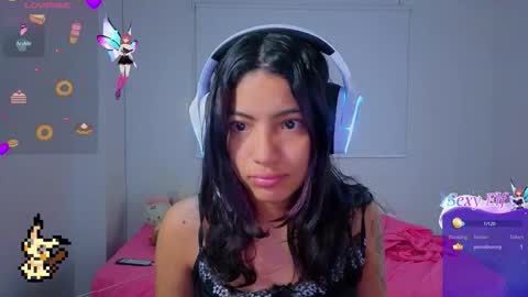 Snapshot of helia_n_amy chatting on 01-18-26, 09:24 Helia Transfem and Amy online show from 01-18-26, 09:24