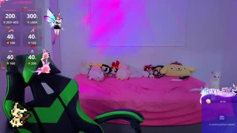 Snapshot of helia_n_amy chatting on 02-02-26, 11:25 Helia Transfem and Amy online show from 02-02-26, 11:25