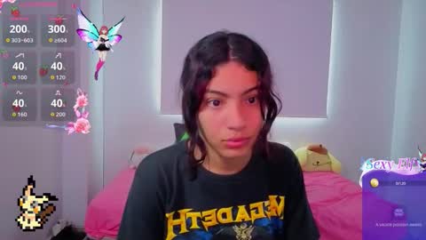 Snapshot of helia_n_amy chatting on 02-06-26, 01:25 Helia Transfem and Amy online show from 02-06-26, 01:25