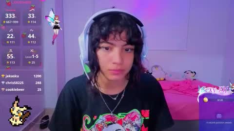 Snapshot of helia_n_amy chatting on 02-26-26, 01:59 Helia Transfem and Amy online show from 02-26-26, 01:59