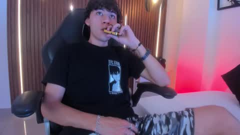 helios_obscuro online show from 10-15-25, 03:50