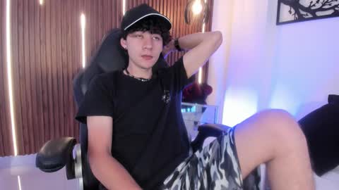 helios_obscuro online show from 10-21-25, 03:29