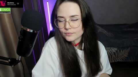 Red online show from 12-16-24, 08:26