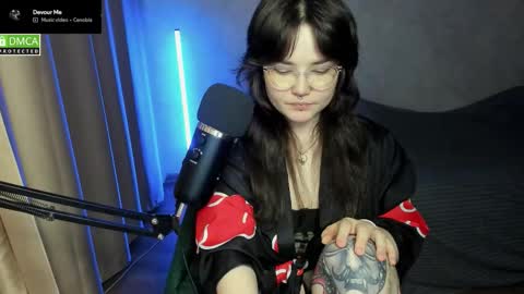 Red online show from 10-02-25, 06:37