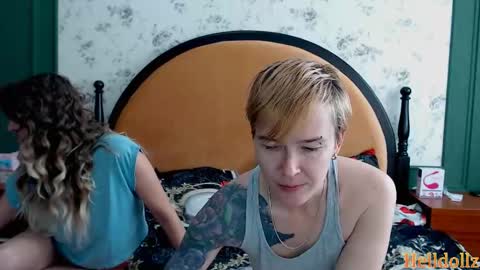 HellDollz  online show from 10-22-25, 08:47