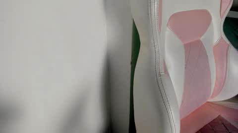 hellen__smith_ online show from 01-19-26, 04:27