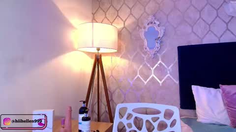 Hellen  online show from 09-18-25, 07:27