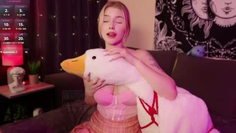 HellenHorny online show from 01-27-25, 12:37