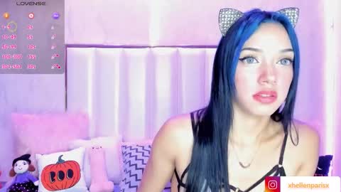 Hellen Paris online show from 10-28-25, 05:55