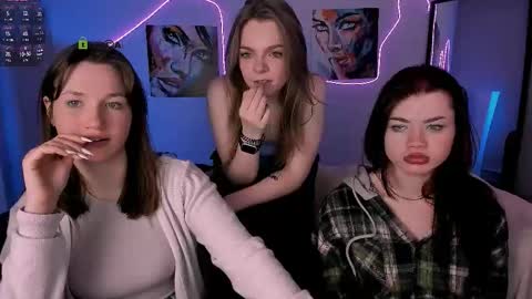 Snapshot of helli_belli chatting on 02-03-26, 02:53 Helli online show from 02-03-26, 02:53