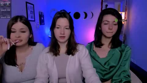 Snapshot of helli_belli chatting on 03-01-26, 08:11 Helli online show from 03-01-26, 08:11