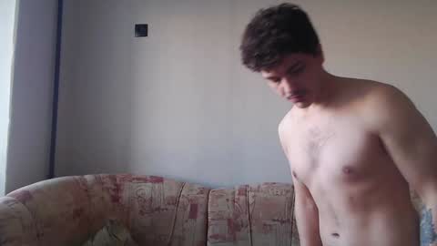 Snapshot of hellish_sugar chatting on 01-20-25, 07:04 Remy online show from 01-20-25, 07:04