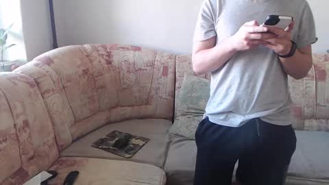 Snapshot of hellish_sugar chatting on 02-11-25, 07:54 Remy online show from 02-11-25, 07:54