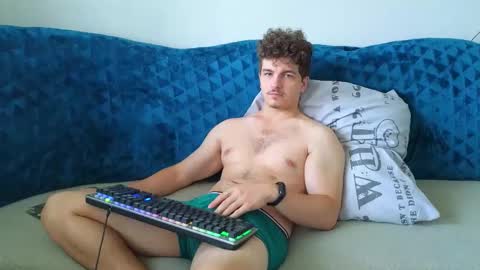 Snapshot of hellish_sugar chatting on 09-16-25, 07:42 Remy online show from 09-16-25, 07:42