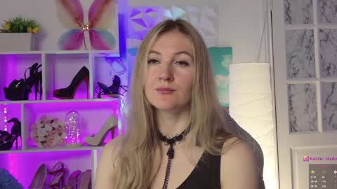 Alisia  Monday to Friday from 10 am to 4 pm GMT 2 online show from 01-13-25, 08:05