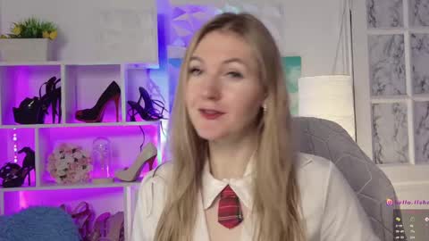 Alisia  Monday to Friday from 10 am to 4 pm GMT 2 online show from 01-16-25, 08:11