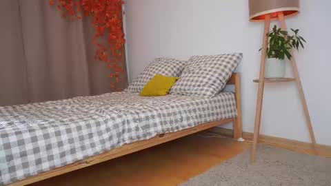 Taya online show from 10-06-25, 10:40