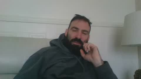 Snapshot of hellobunbunx0 chatting on 11-23-25, 02:06 hellobunbunx0 online show from 11-23-25, 02:06