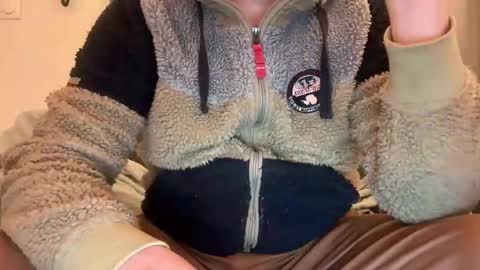 hellohowareyou66 online show from 01-05-26, 11:08