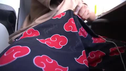 Snapshot of hellseph420 chatting on 10-24-25, 06:59 Owner of your wallet online show from 10-24-25, 06:59