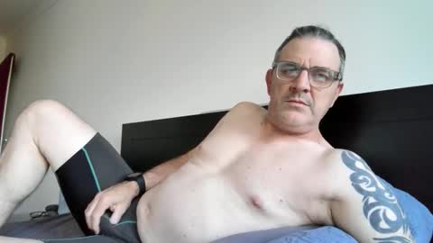 Snapshot of hempie1973 chatting on 11-30-25, 07:45 hempie1973 online show from 11-30-25, 07:45