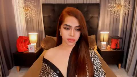 Snapshot of hennessygoddess69 chatting on 01-26-25, 08:45 HENNESSY online show from 01-26-25, 08:45